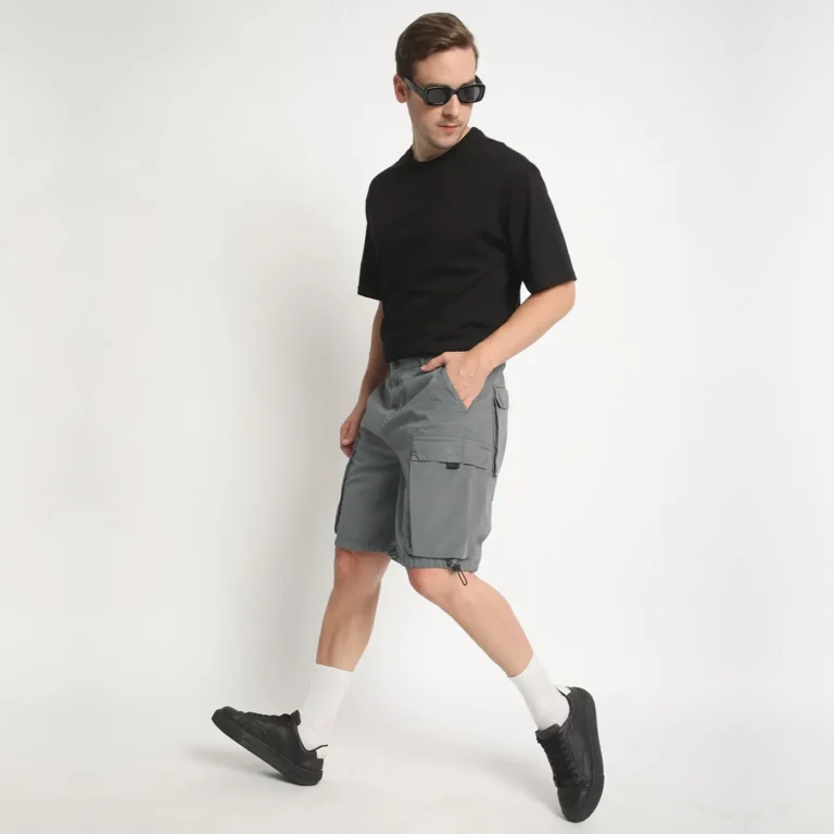 Men Regular Fit Cargo Shorts